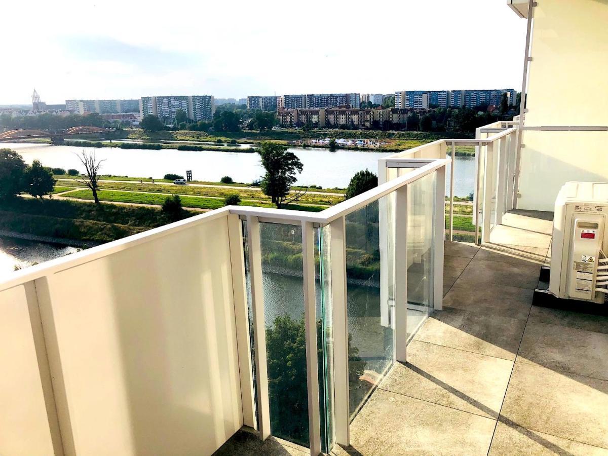 Apartament Z Tarasem I Widokiem Na Odre Wrocław Eksteriør billede